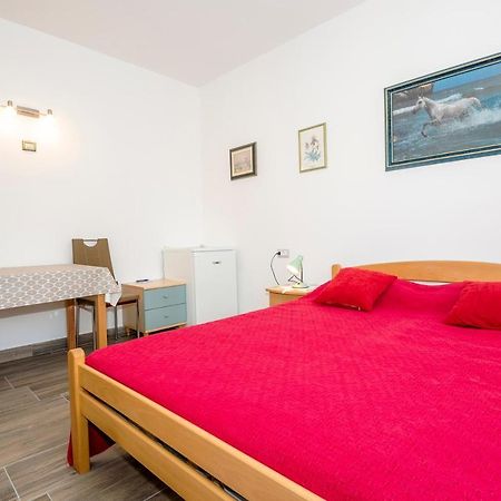 Guest House Ab Adria Home Rovinj Eksteriør billede