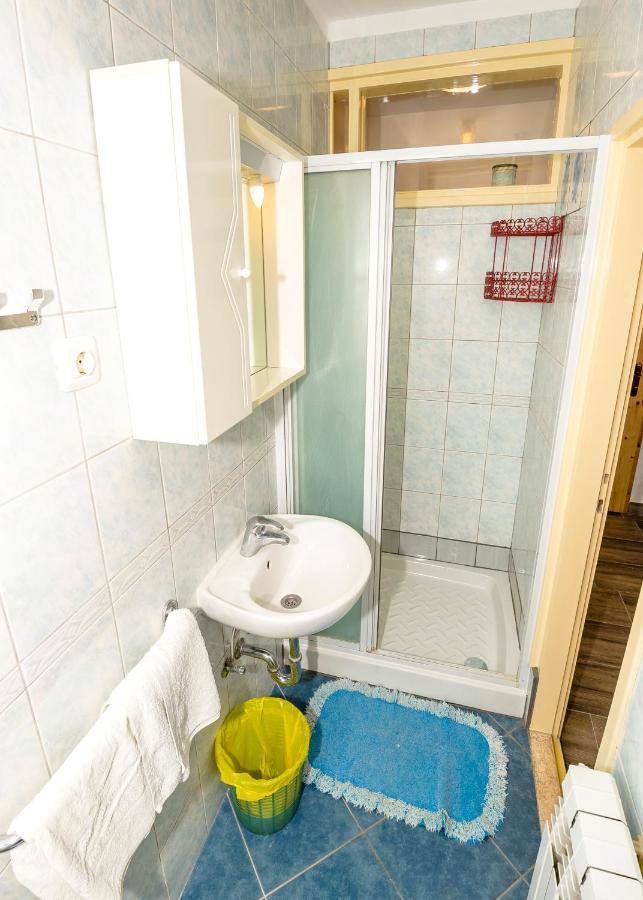 Guest House Ab Adria Home Rovinj Eksteriør billede